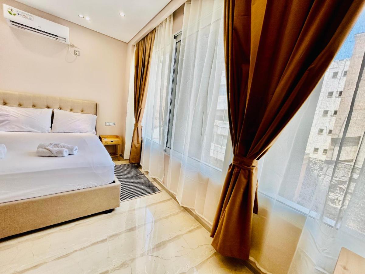 Port Twins Suites No1 Pireo Esterno foto