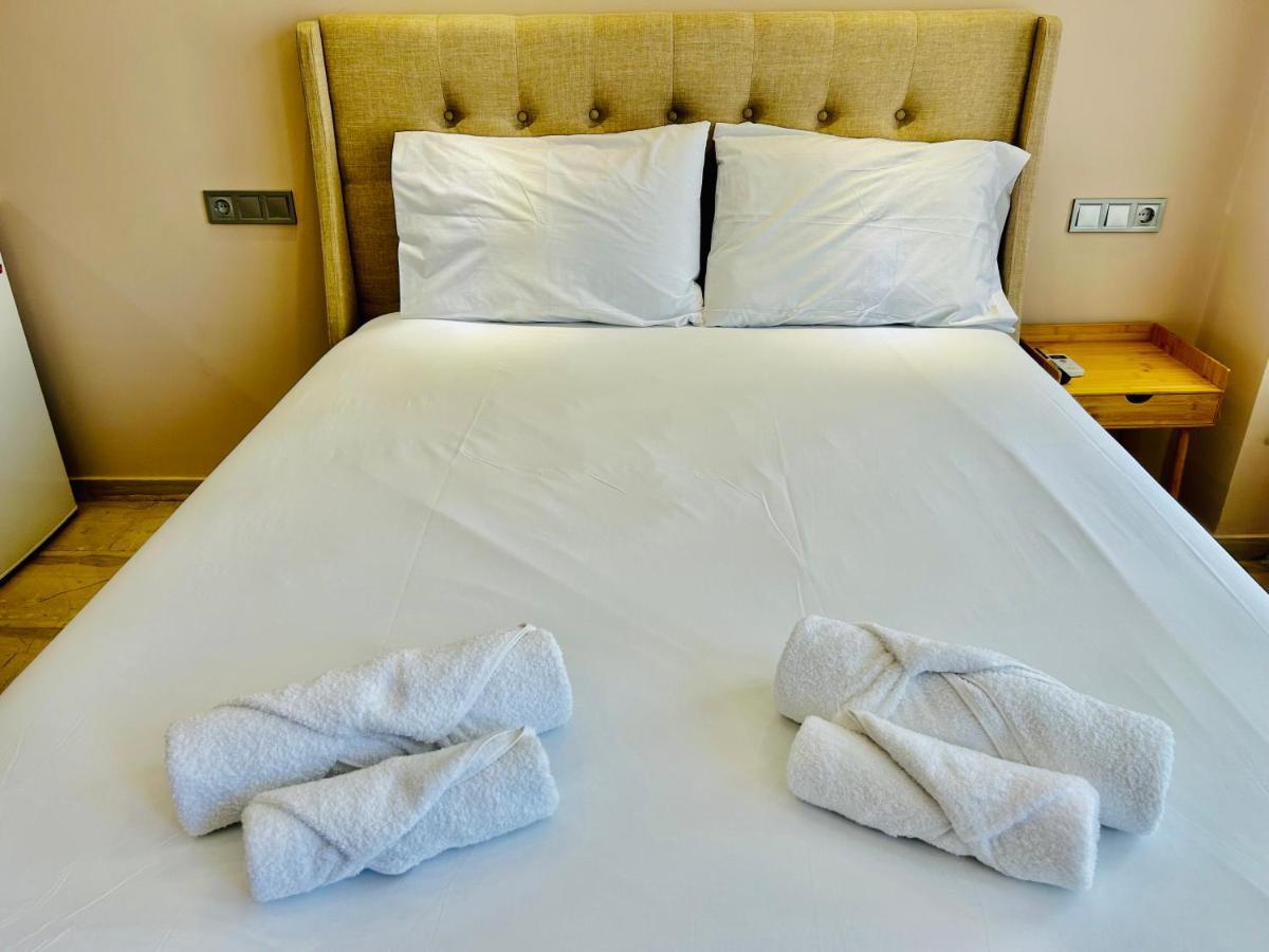 Port Twins Suites No1 Pireo Esterno foto