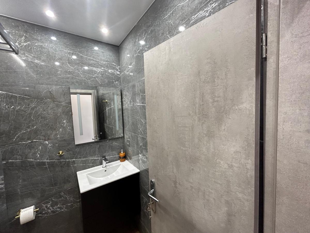 Port Twins Suites No1 Pireo Esterno foto