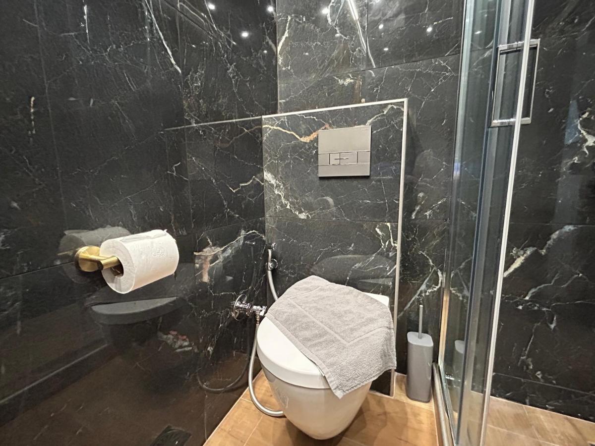 Port Twins Suites No1 Pireo Esterno foto