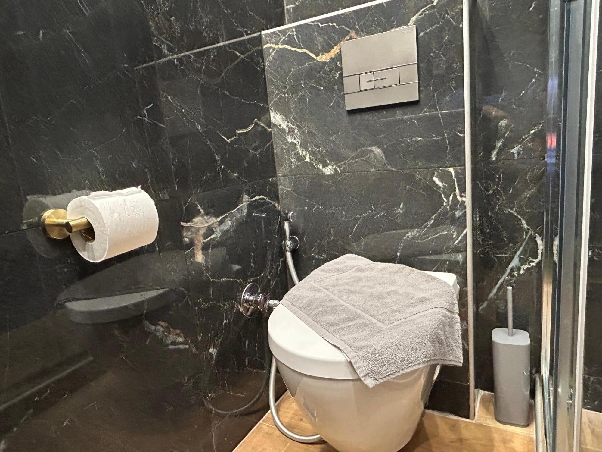 Port Twins Suites No1 Pireo Esterno foto